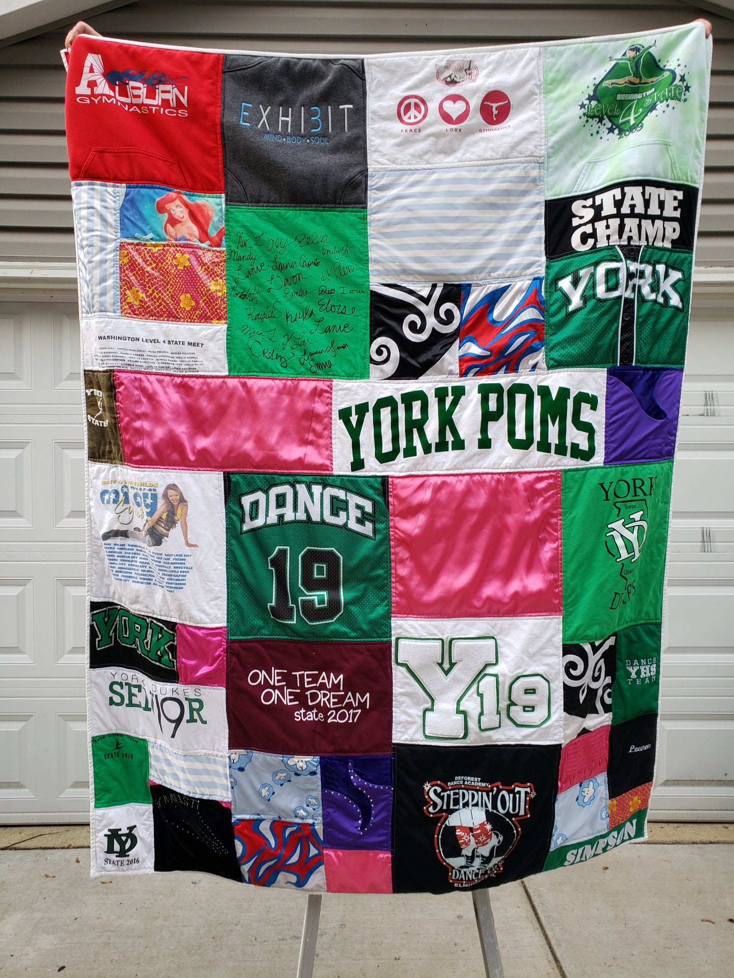 T-Shirt Quilt (Twin Size)