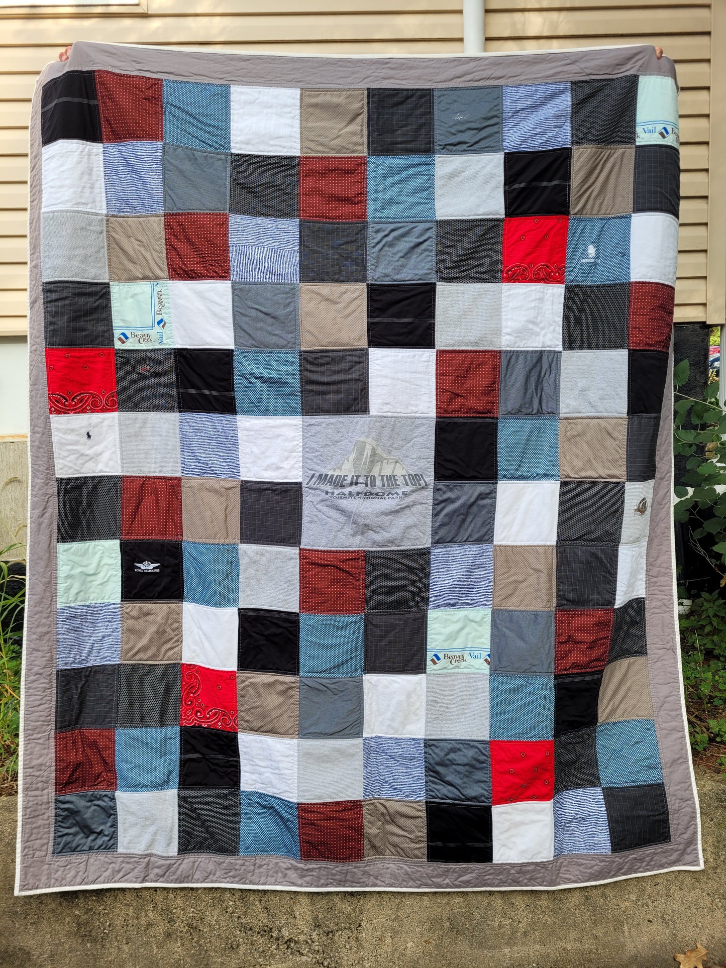 T-Shirt Quilt/Memory Quilt (Patchwork Style)