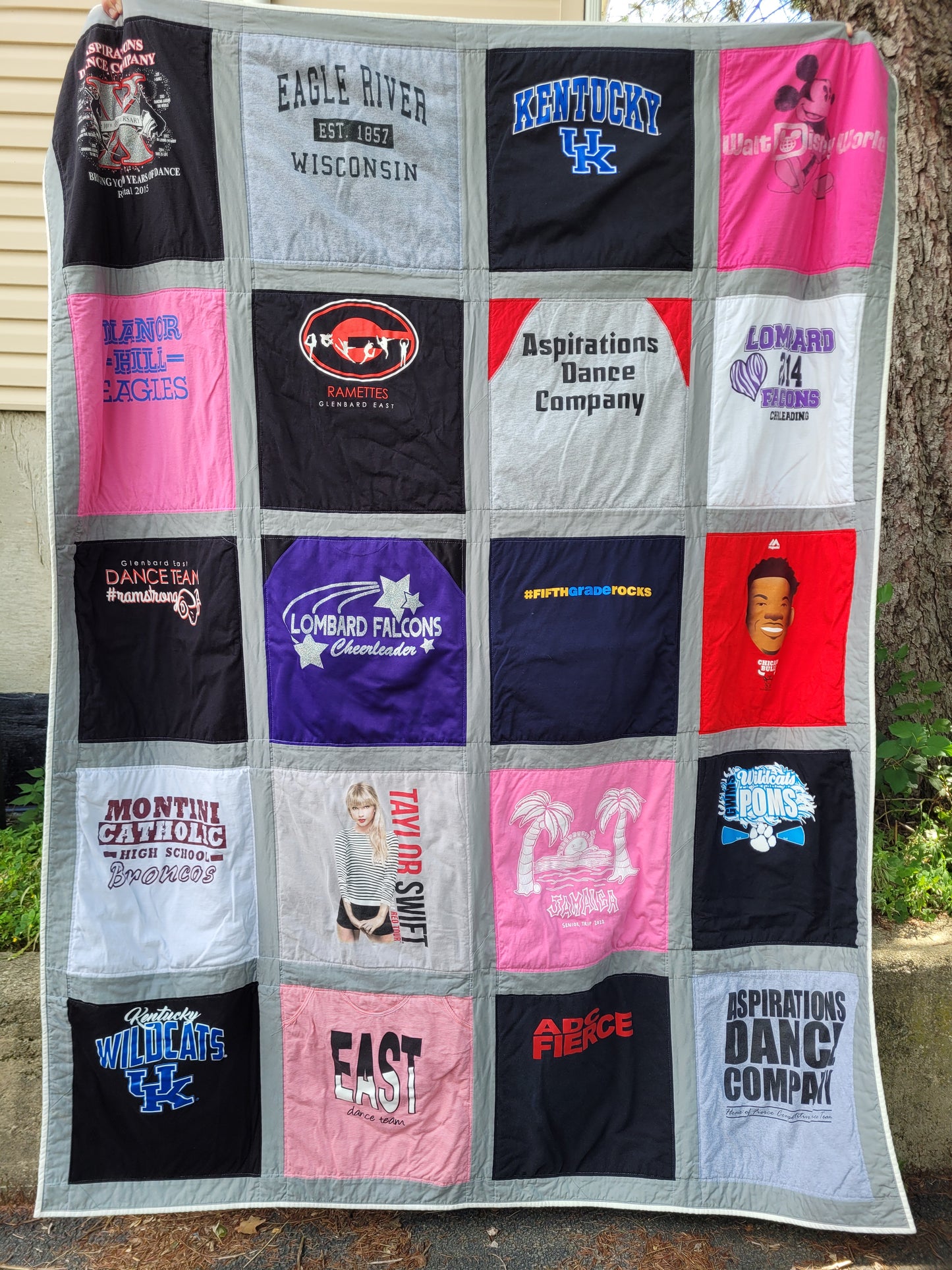 T-Shirt Quilt (Twin Size)