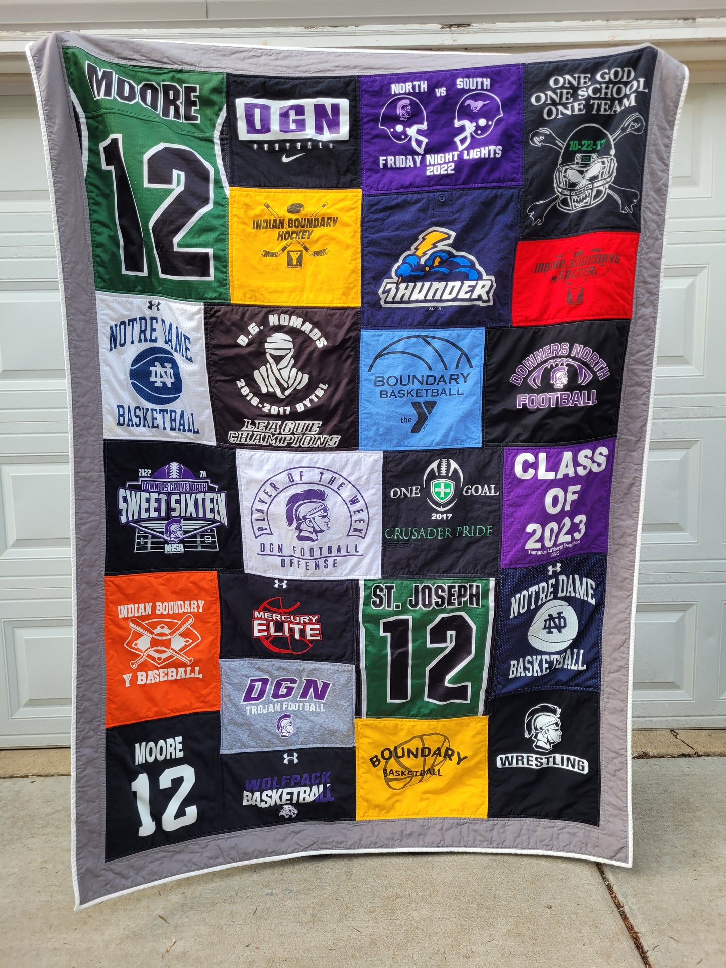 T-Shirt Quilt (Twin Size)